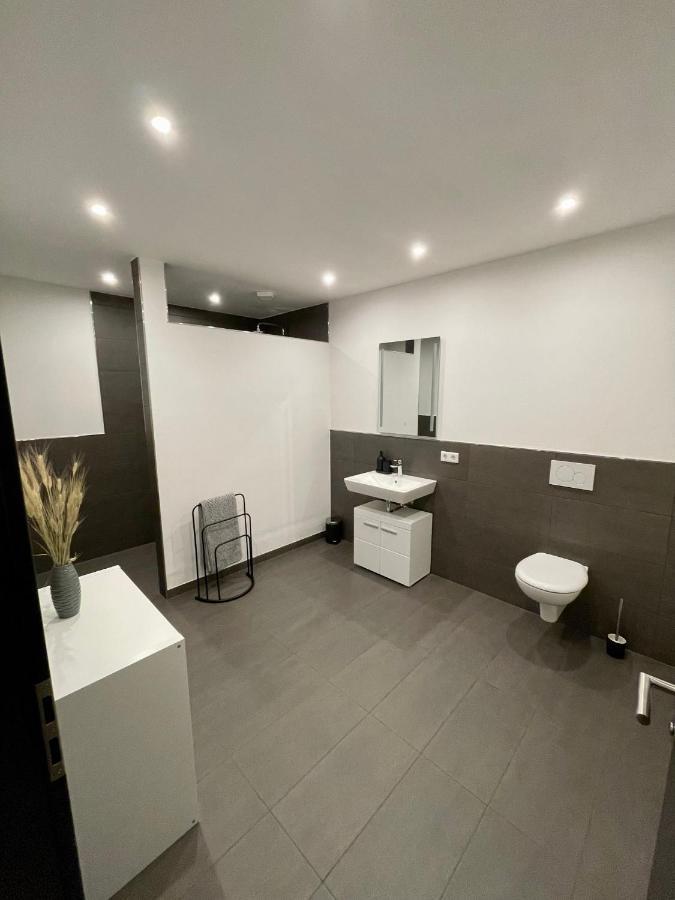 Luebkes Ferienwohnungen & Apartments Allendorf  Εξωτερικό φωτογραφία