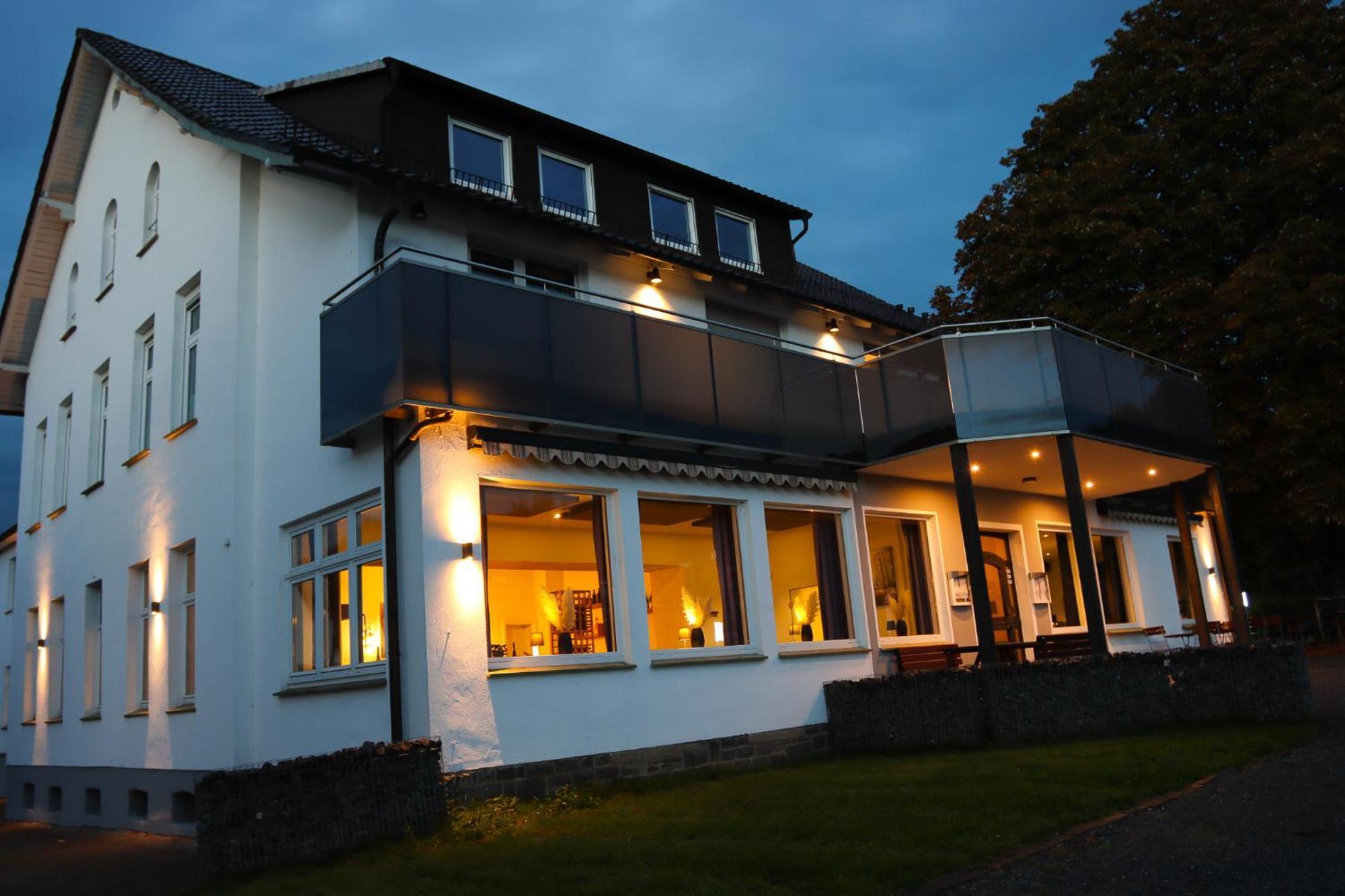 Luebkes Ferienwohnungen & Apartments Allendorf  Εξωτερικό φωτογραφία